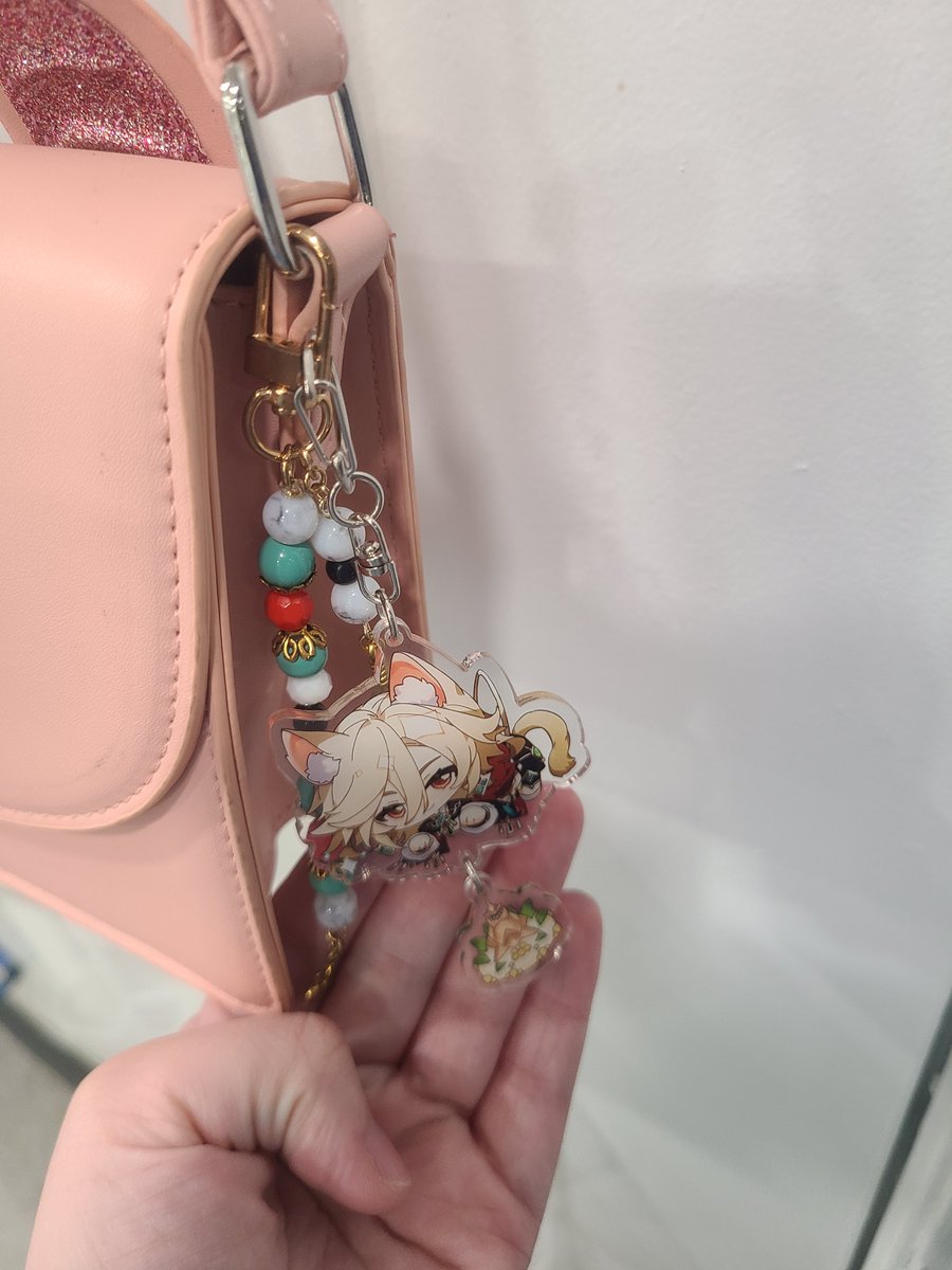 sena / vivi 🦭🩷⚢ tweet media