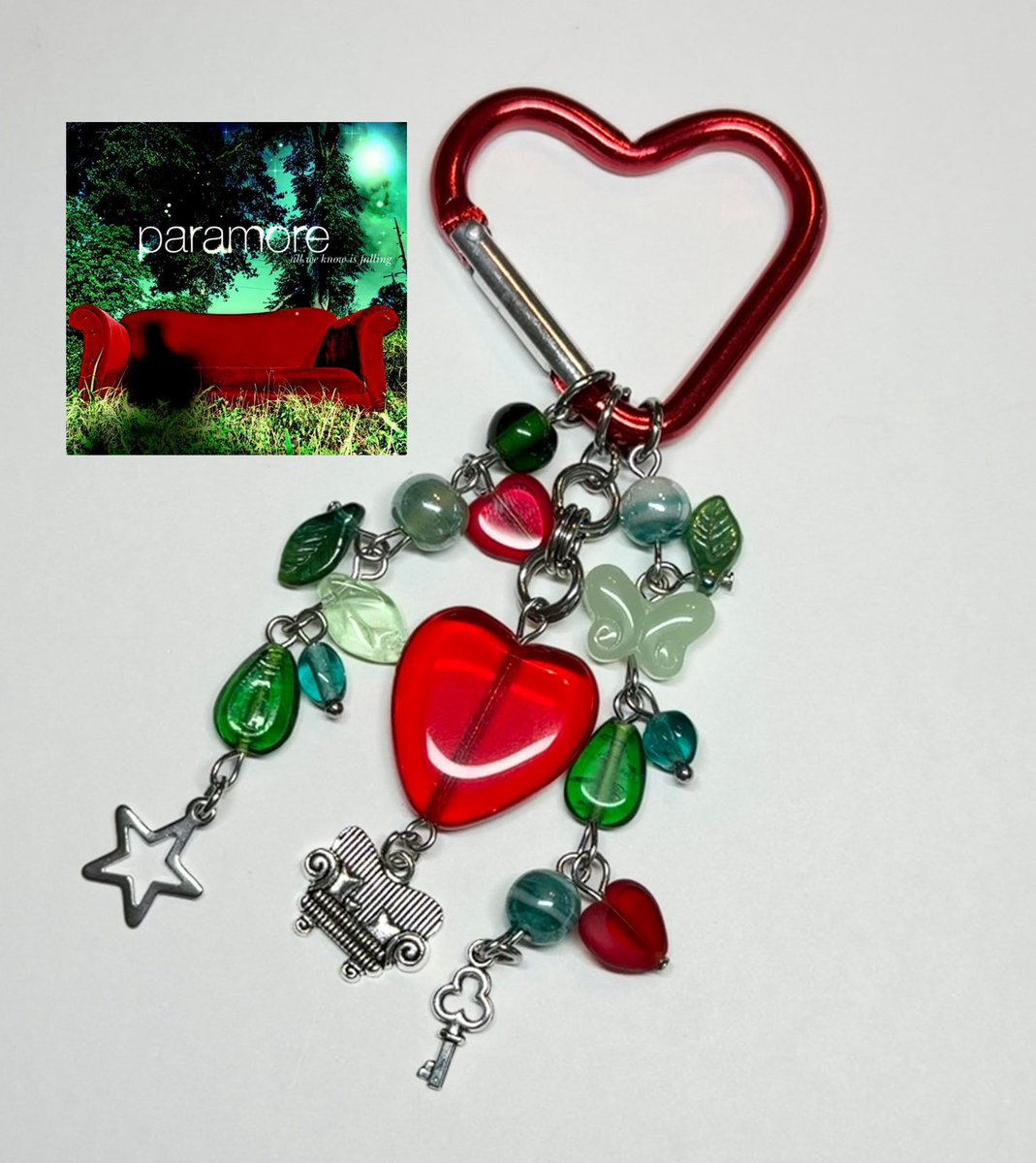 jacqui 💡🍓🪩 tweet media