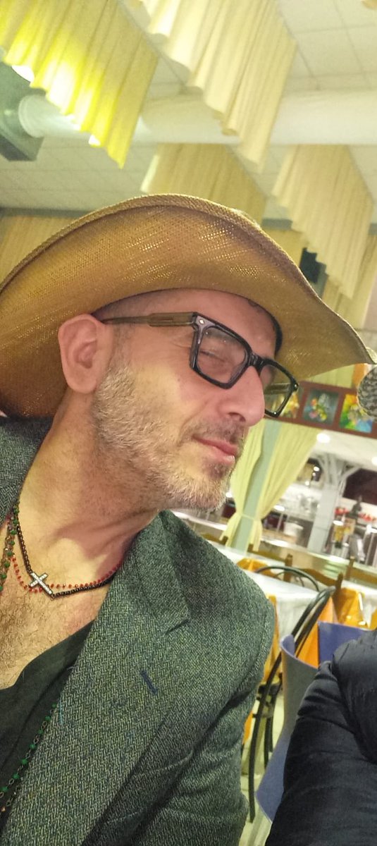 Robespierre tweet media