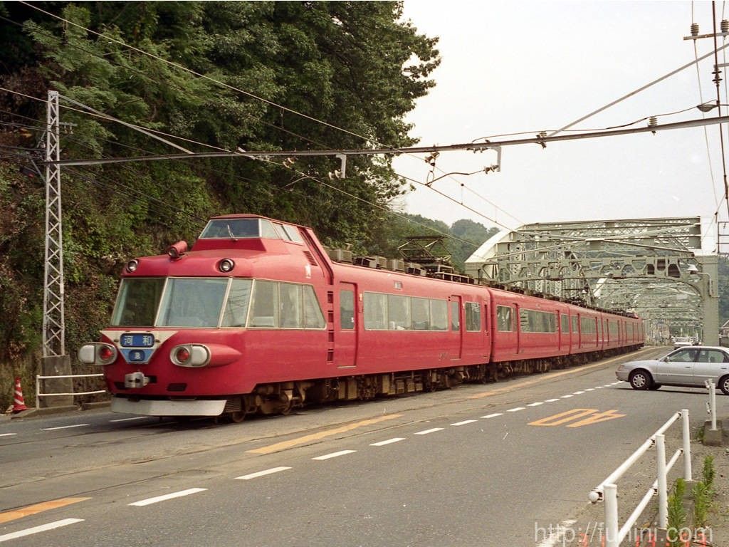 懐かし屋 tweet media