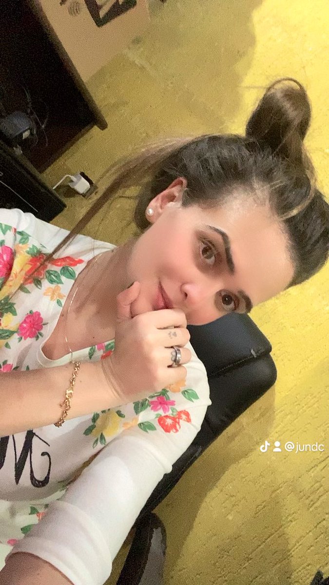 🍷🏋️♂️📚🙏🌪️🧘♀️✨ tweet media