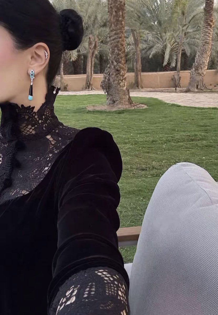 dnlll22's tweet photo. ستايل نجلاء ودلال ودودو وفانسي صايره ما افوت سناباتهم مو طبيعي الانااااقه و الجمال https://t.co/45766xFClk