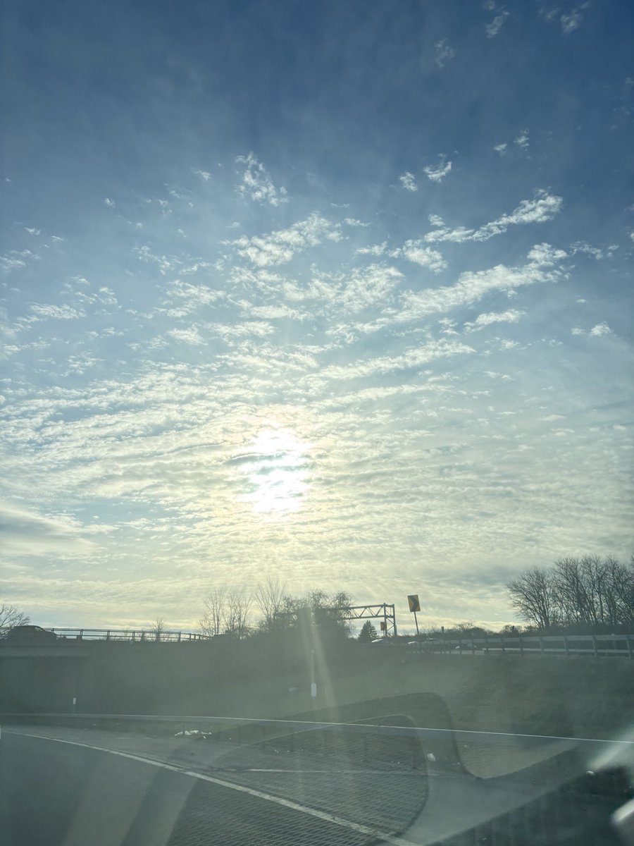 whaditizzz tweet media