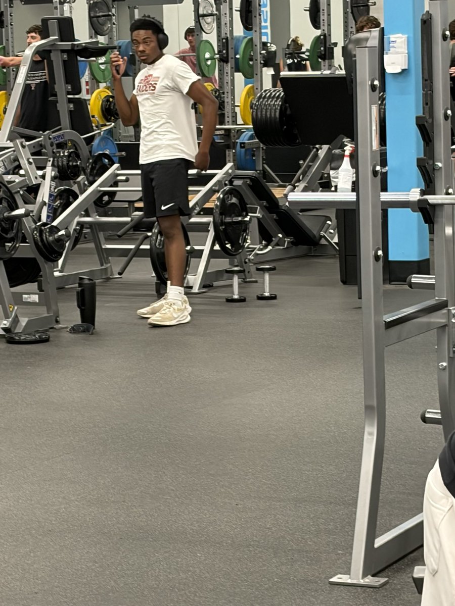 Jean Paul III tweet media