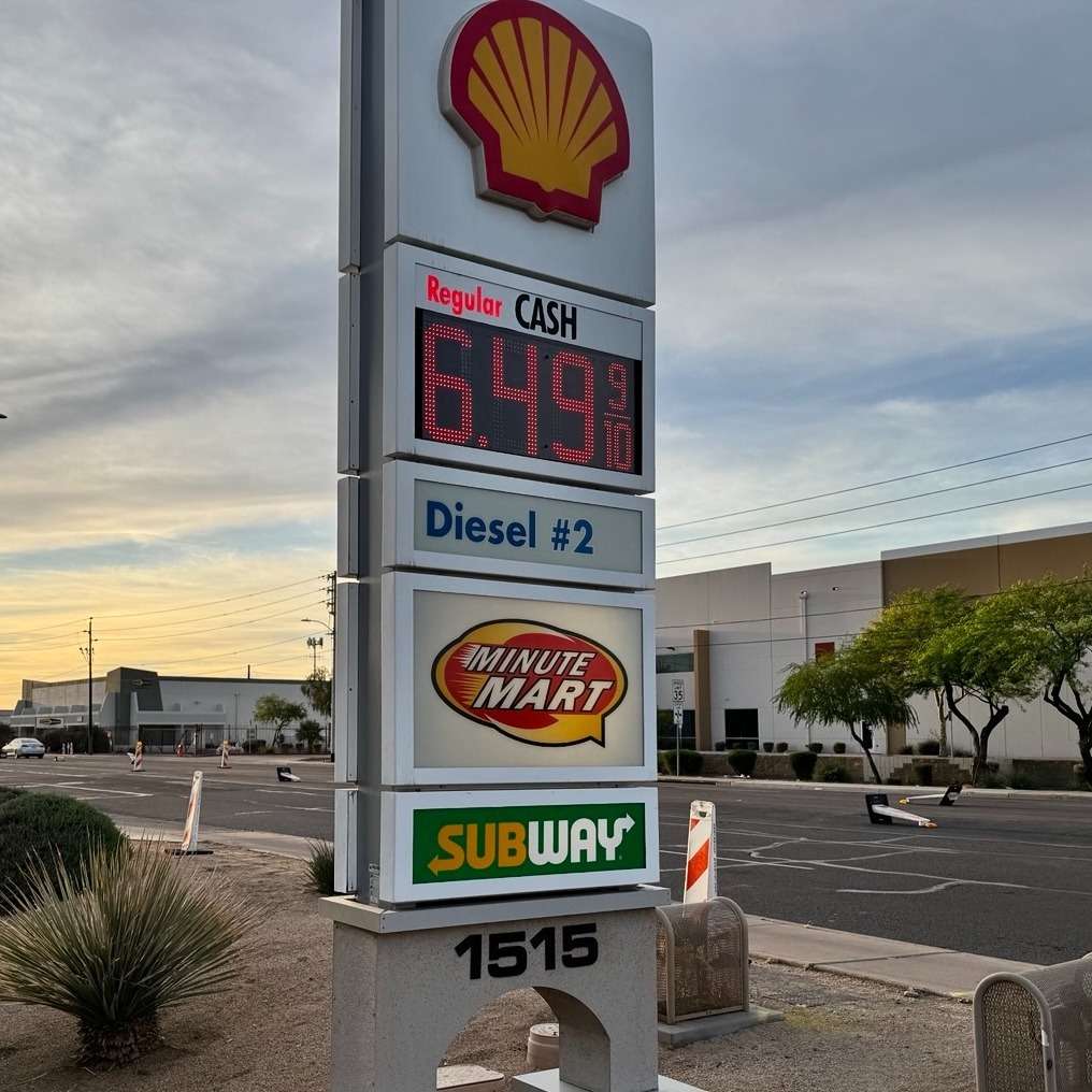 Senator Mark Kelly tweet media