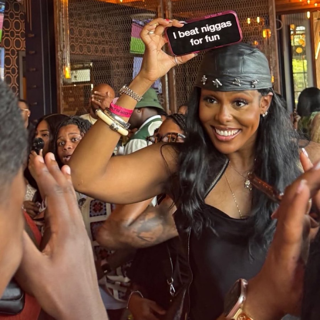 me and who? (@meandidkwhoyet) on Twitter photo 