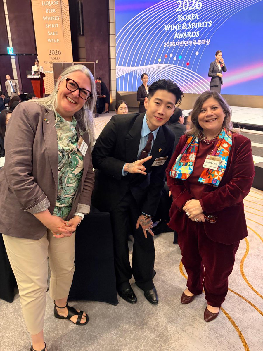Oh and I met a bona fide celebrity.. singer Jay Park, who himself won an award for his soju brand. My son was most impressed! 😁