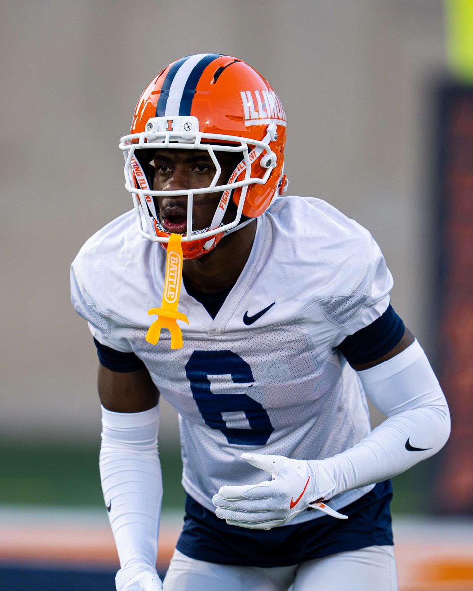 Illinois Football tweet media