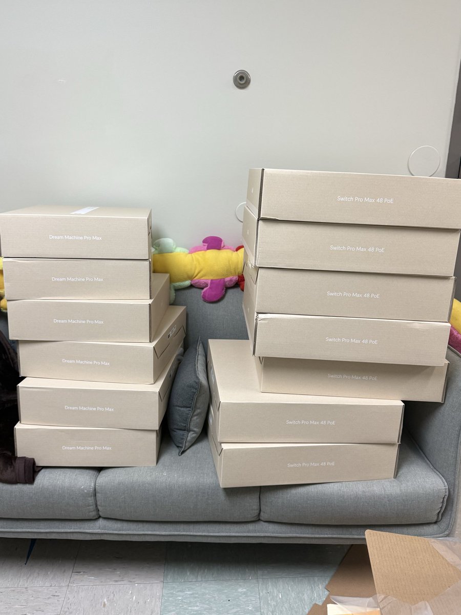 Cloud Tech Jay ☁️ tweet media