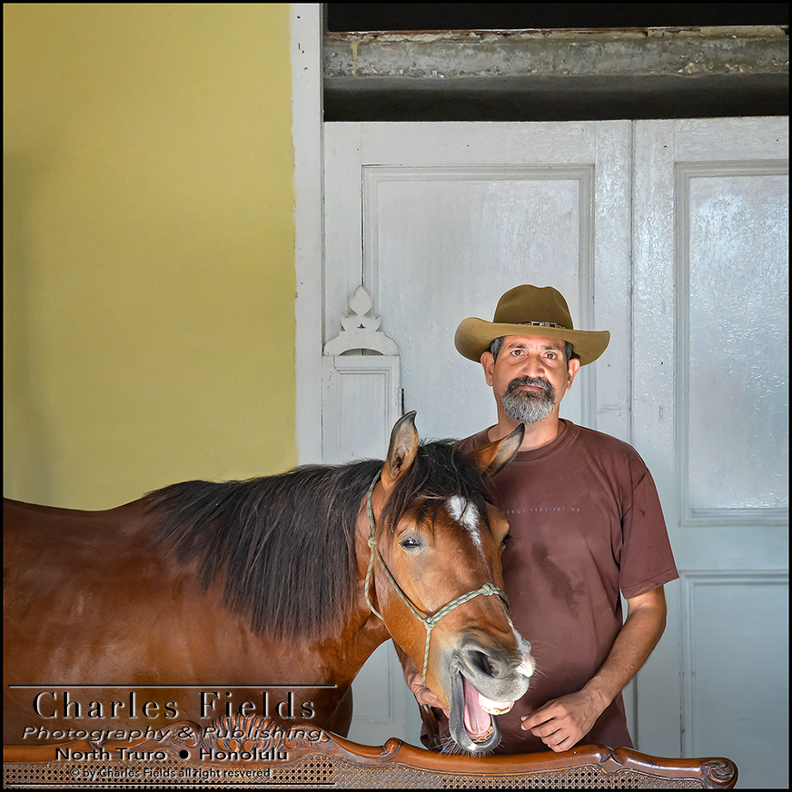 PhotoByBillHale's tweet photo. Photo by Charles Fields.
Charles had an awesome photo session with Cuban photographer Julio Munoz. This was shot in a hotel in Trinidad Cuba 2/14/13
This image was used on Charles's "Cuban Arts" calendar...
#nikonphotographer
#travelphotogarphy
#f8andbethere
#charlesfields https://t.co/I32UNQdE4r