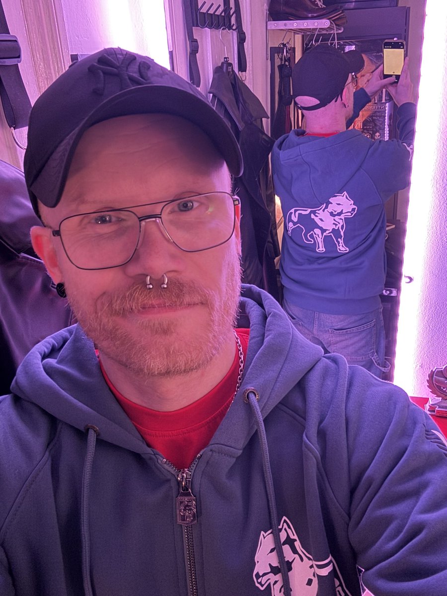 DomVikingInLdn (1.6K) tweet media