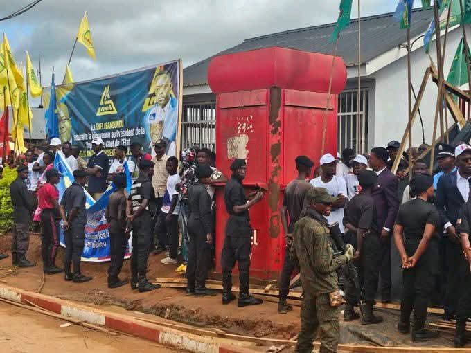 Louis France Kuzikesa tweet media