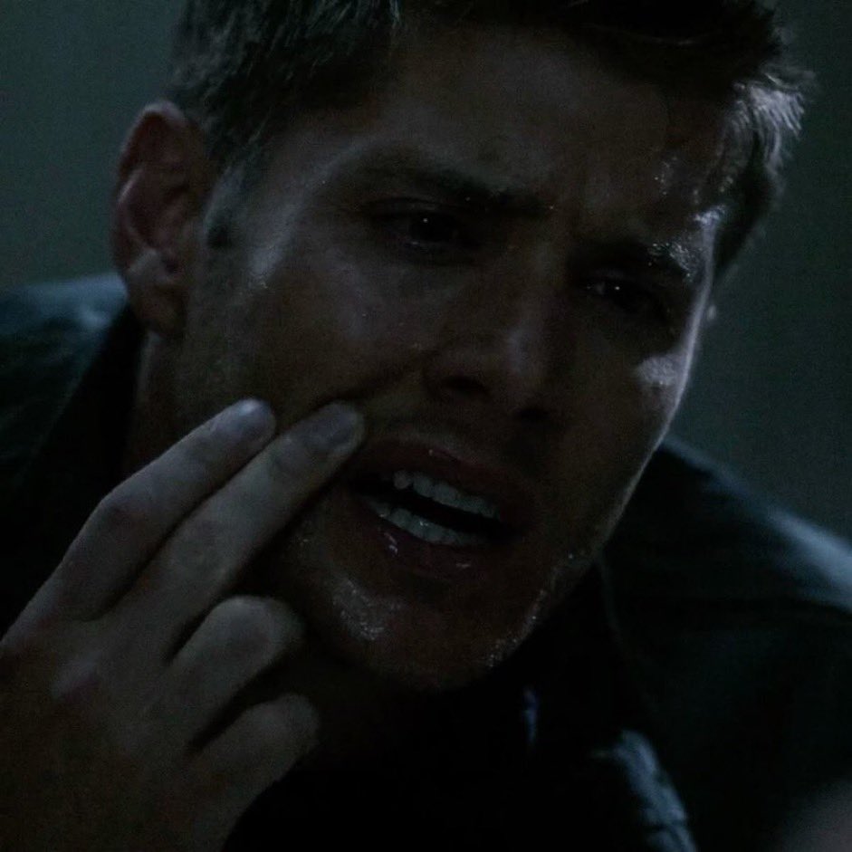 VampmoonJJ's tweet image. Vampire dean and shapeshifter Dean 🤤🤤🤤🤤🤤🤤