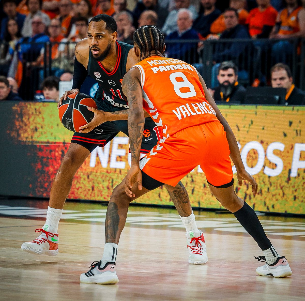 Olympiacos_BC's tweet photo. Valencia Basket - #OlympiacosBC 85-84
📷 https://t.co/zOG50UH8NW
#EveryGameMatters #WeAreOlympiacos #TogetherWeFight #VBCOLY https://t.co/d9EaJ9OrvH