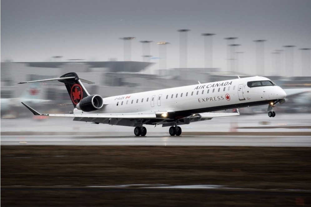 Enel_Aire's tweet image. Un #CRJ900 operado por #AirCanadaExpress estuvo involucrado en un #accidente al aterrizar en el aeropuerto #LaGuardia Airport la noche del 22 de marzo de 2026.

enelaire.mx/accidente-de-c…