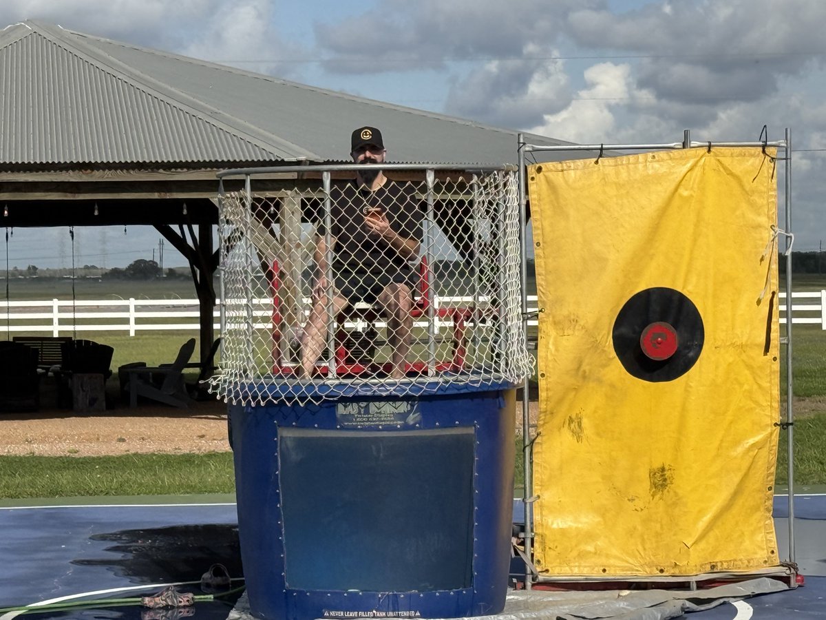 Kidbehindacamera tweet media