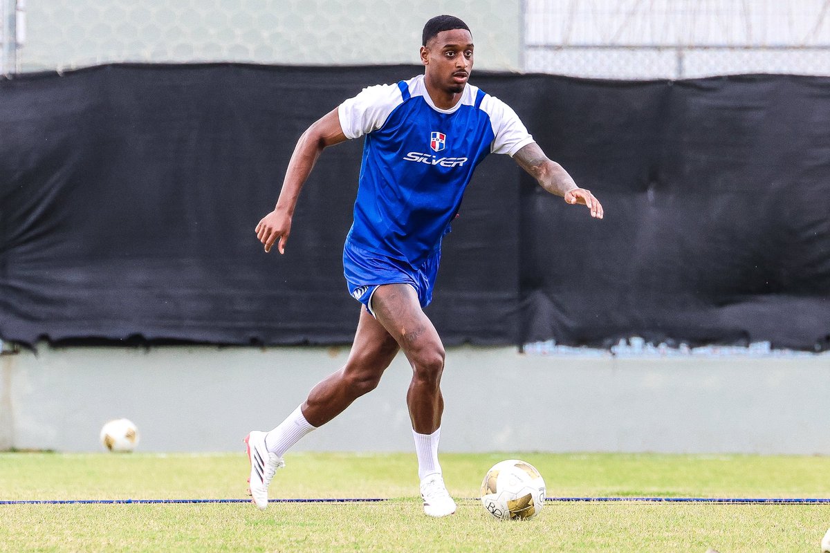 sedofutbol's tweet photo. ¡LA SELE ESTÁ DE VUELTA! 🙌🏻⚽️🇩🇴 https://t.co/LByDfFyfRi