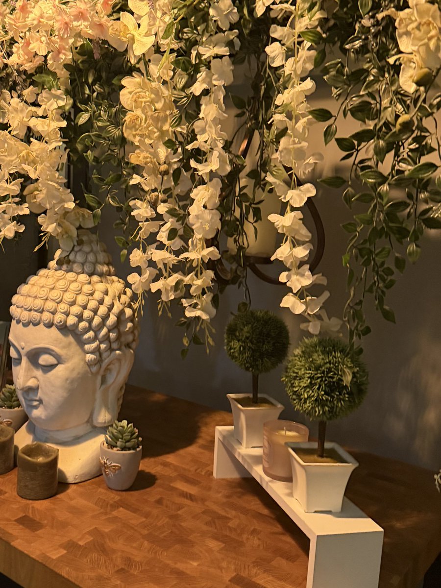 Victoria21xox's tweet photo. Spa day https://t.co/FsLZCRsvI4