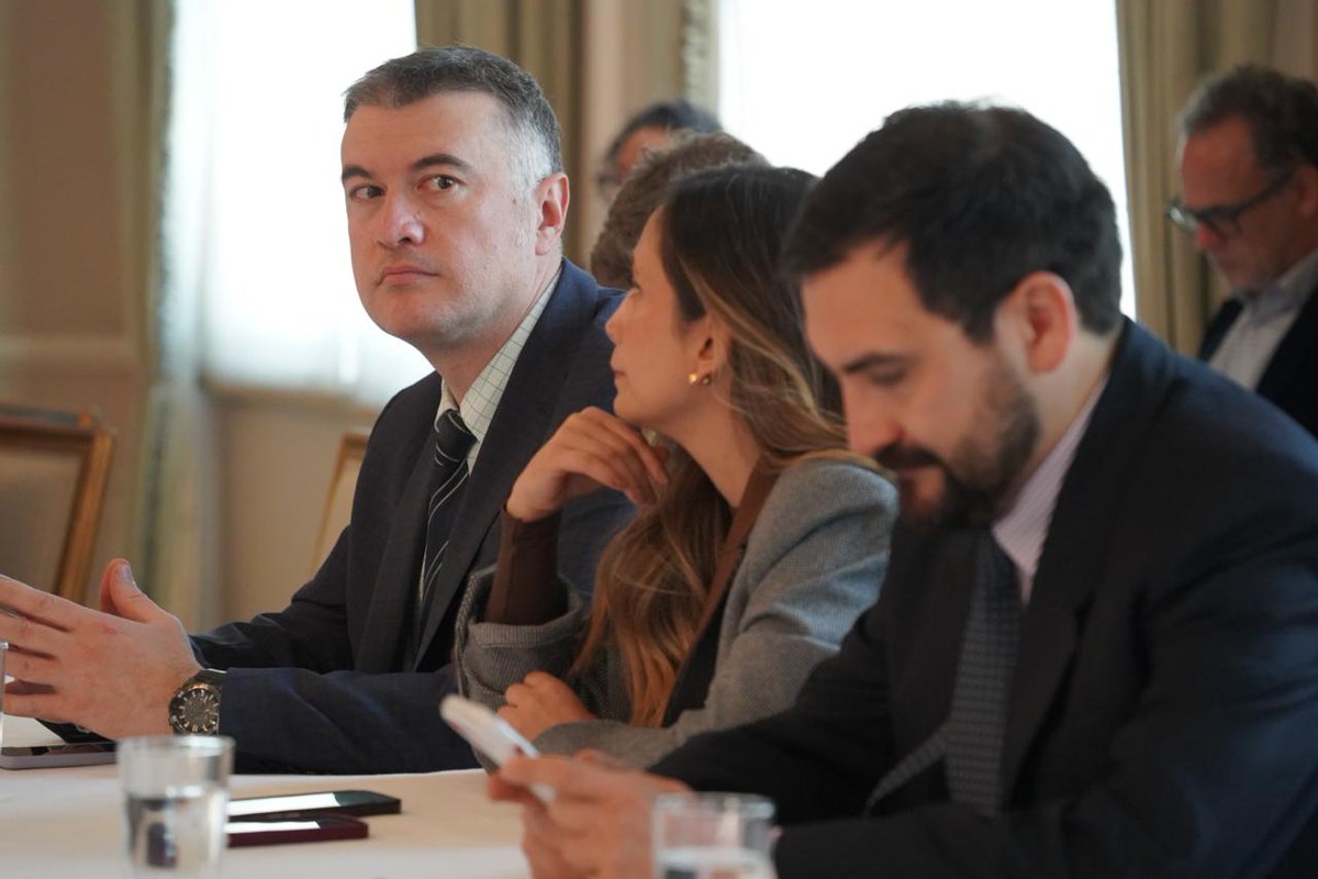 Csivi-Comunes tweet media