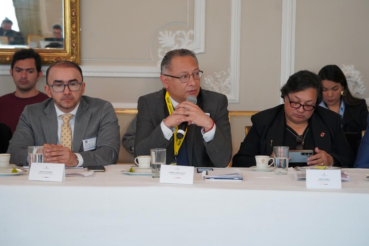 Csivi-Comunes tweet media