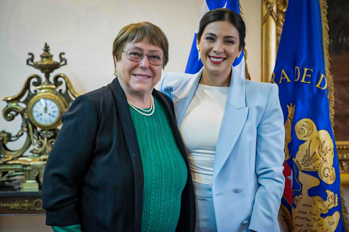 Karol Cariola Oliva tweet media