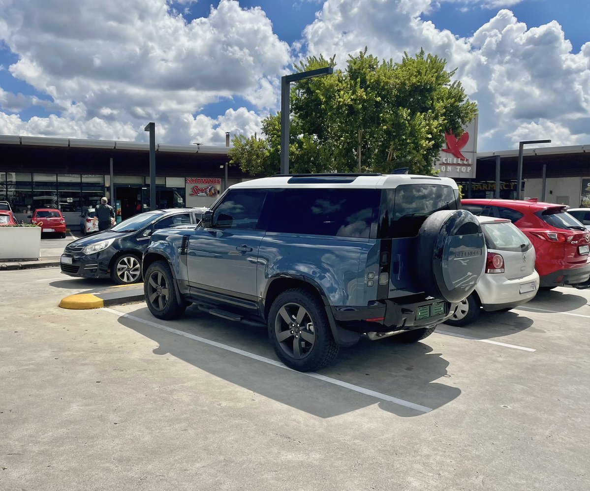 Absolut_Sabs tweet media