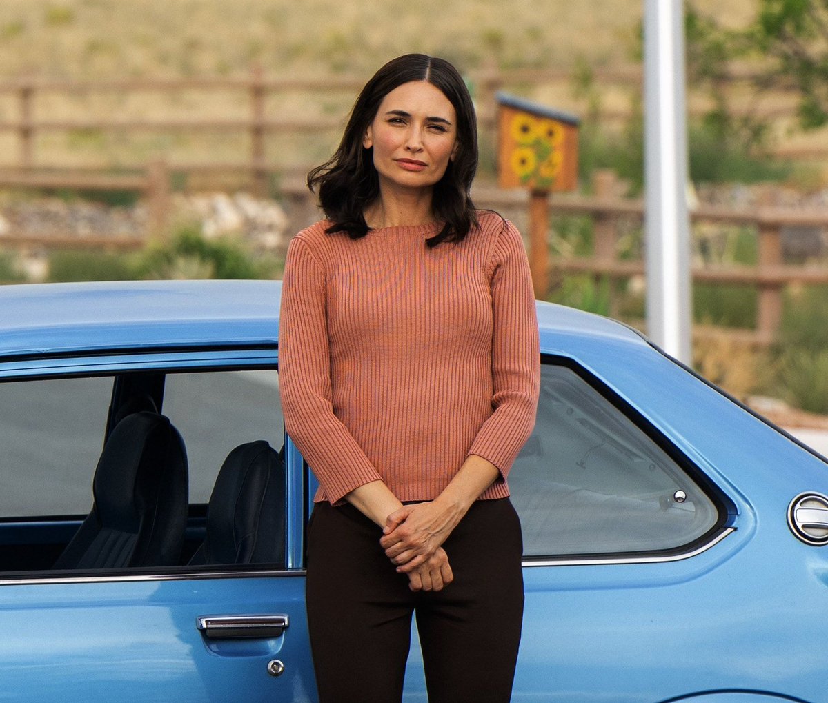 cELIⱯ 🚌 tweet media