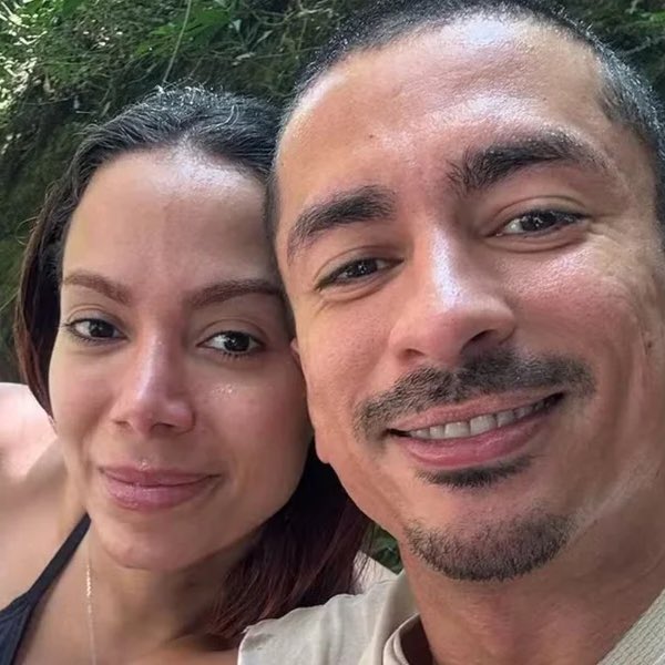 UpdateCharts tweet media