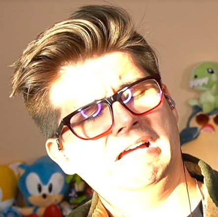 Out of Context Emerldd tweet media