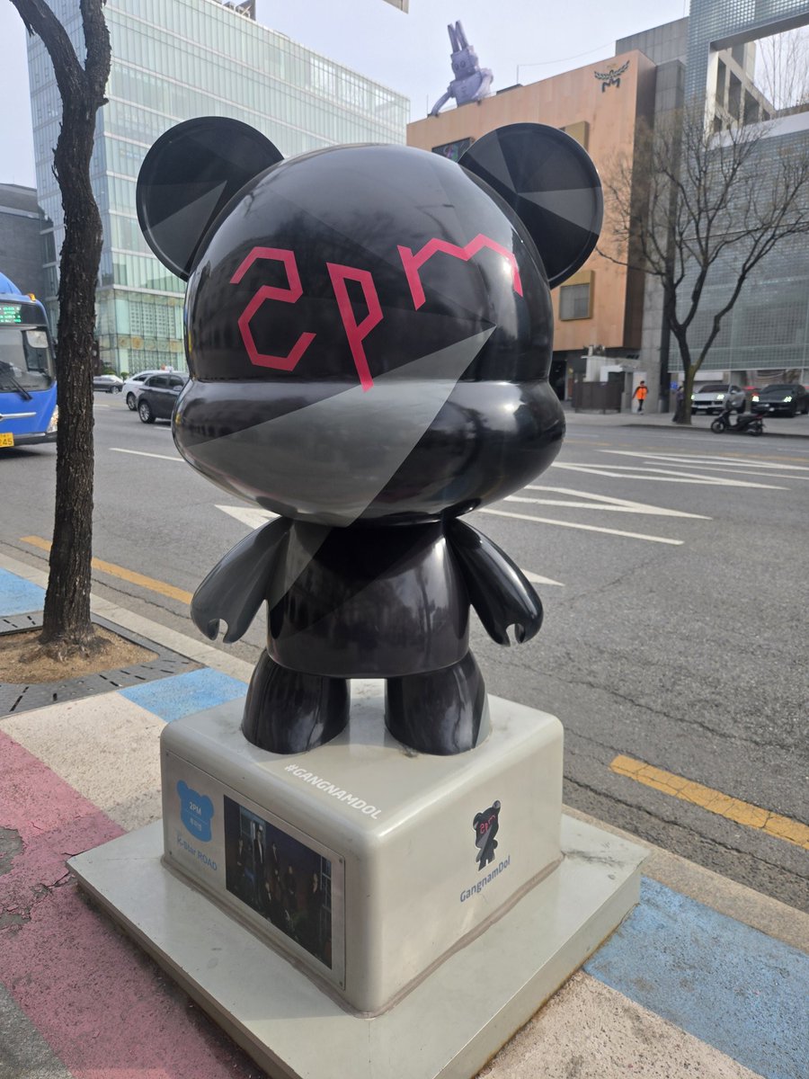 capi ~✧˖° ; viu SKZ 3x e vai ver de novo tweet media