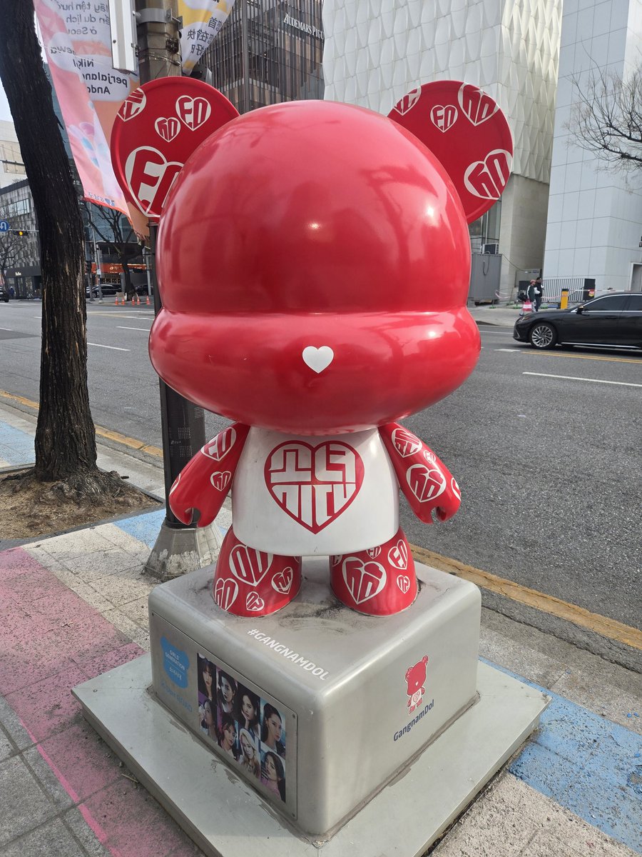 capi ~✧˖° ; viu SKZ 3x e vai ver de novo tweet media