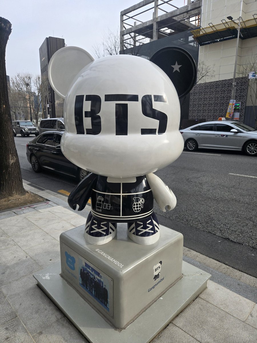 capi ~✧˖° ; viu SKZ 3x e vai ver de novo tweet media