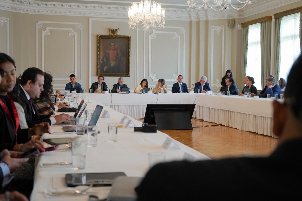 Csivi-Comunes tweet media