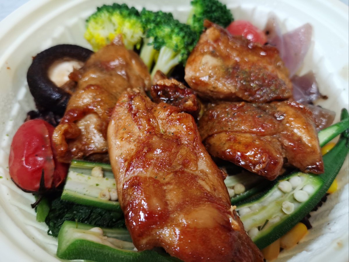 Carlos Alvarez tweet media