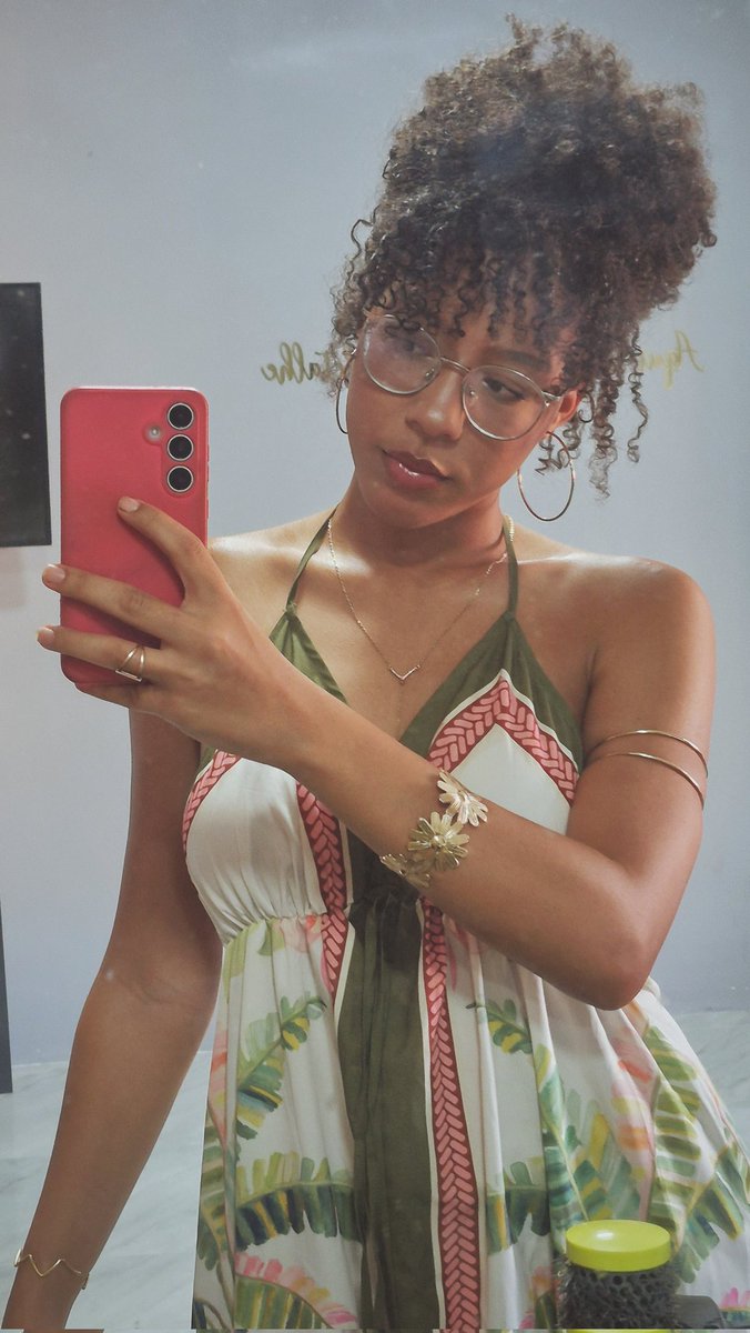 mi fora do eixo 🪭 tweet media