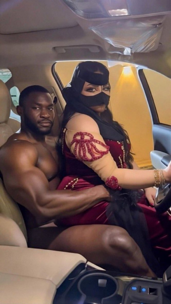 البدويه ام مكوه كبيره ممحونه 💃🏻🔞🔥🔥🔥🔥 tweet media