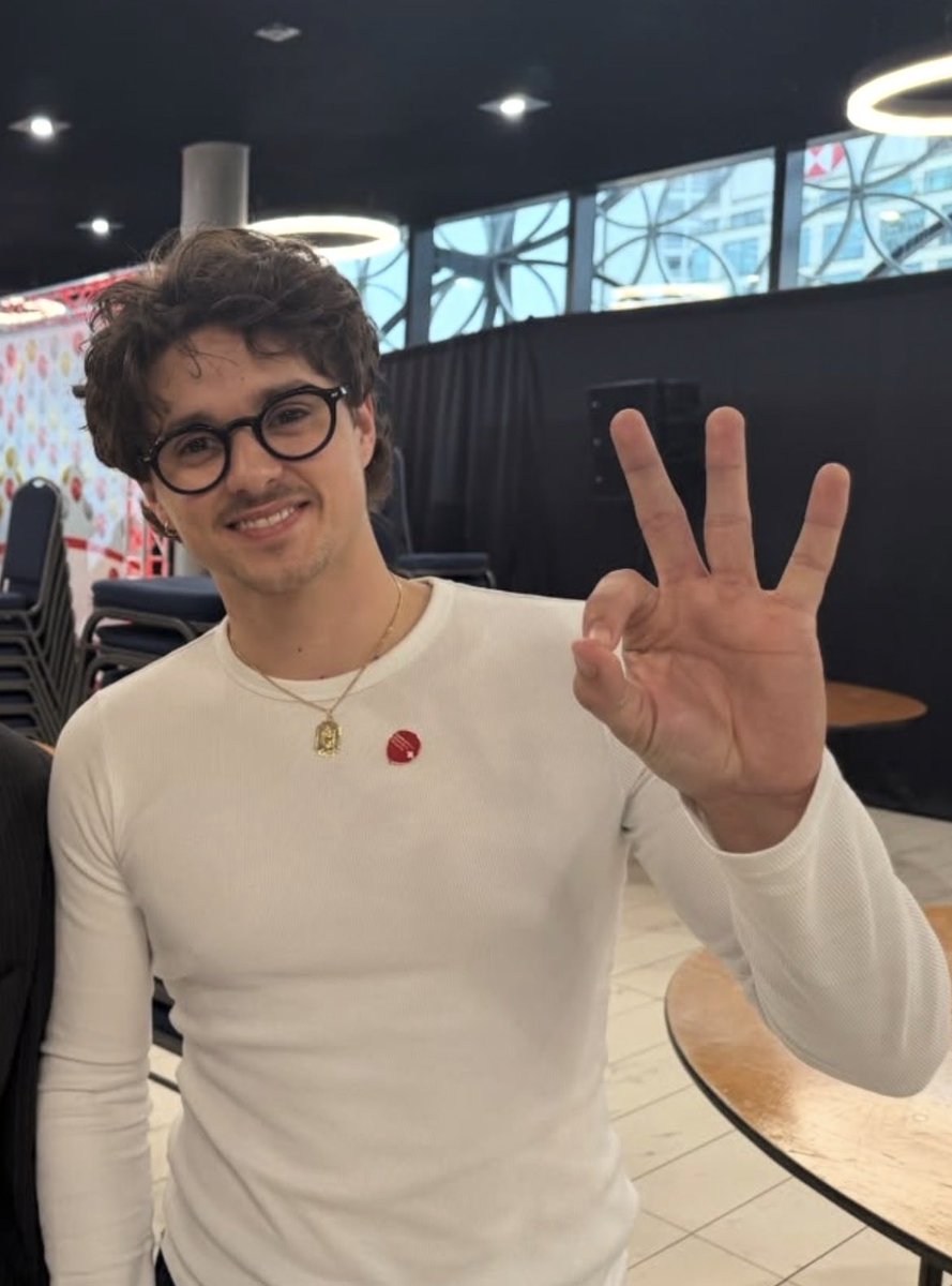 JSmutts 🍉 He/Him 🌈 tweet media