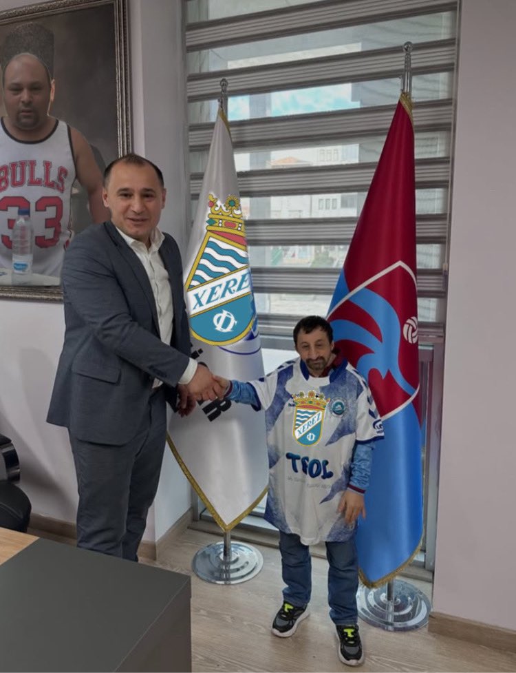 samara ☪︎ tweet media