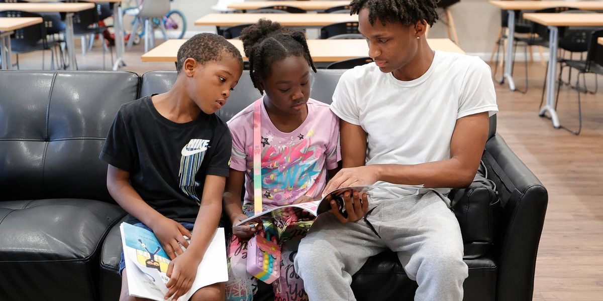 friendsunaoc's tweet image. A new poll finds young #volunteers embrace informal, everyday acts of service. So do some #nonprofits. #Youth #leadership
buff.ly/49uvDwV