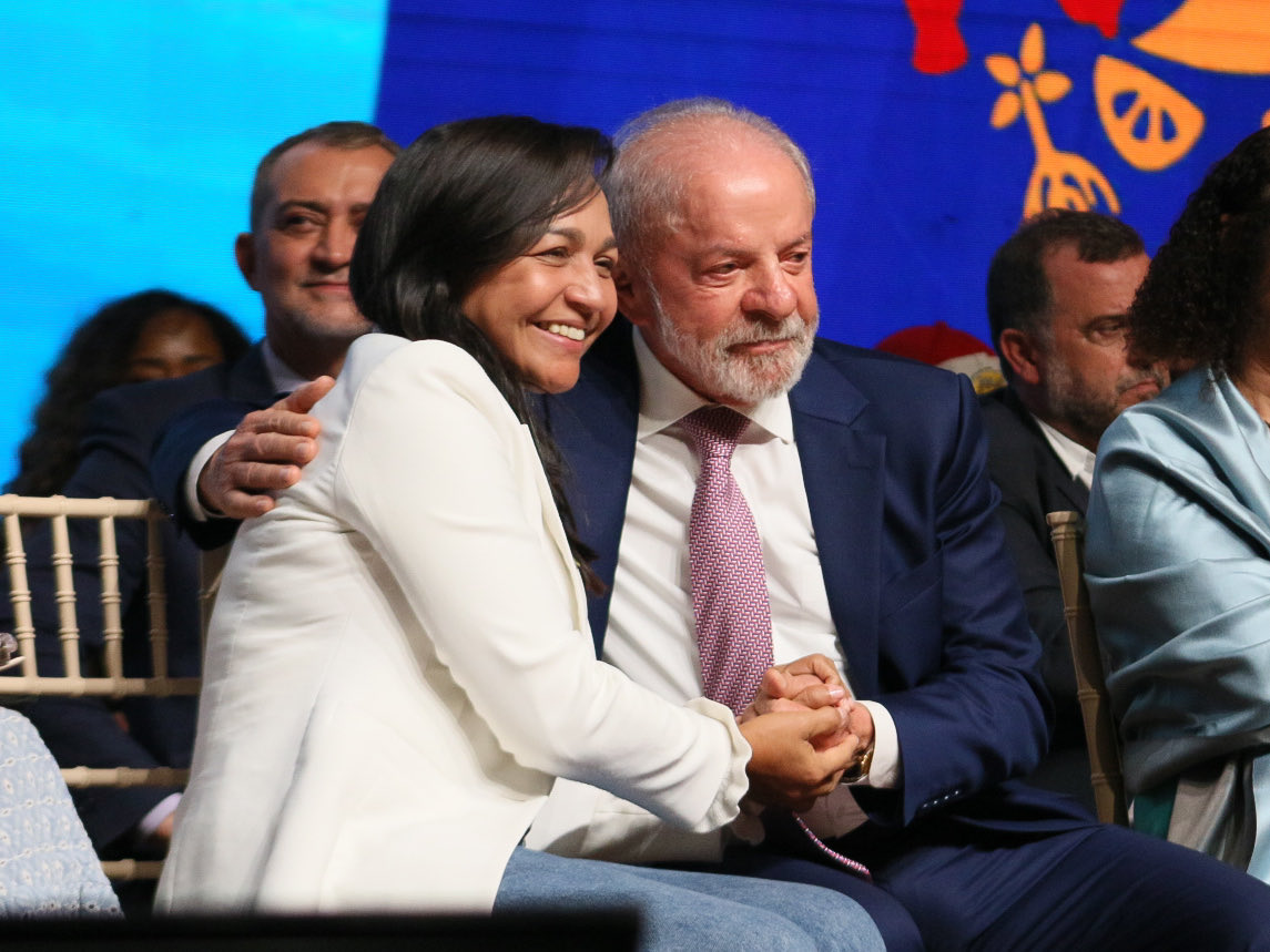 Eliziane Gama tweet media