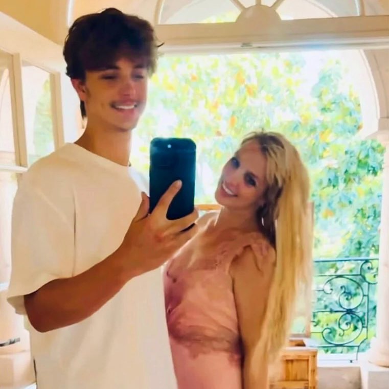 InTheFantasy tweet media