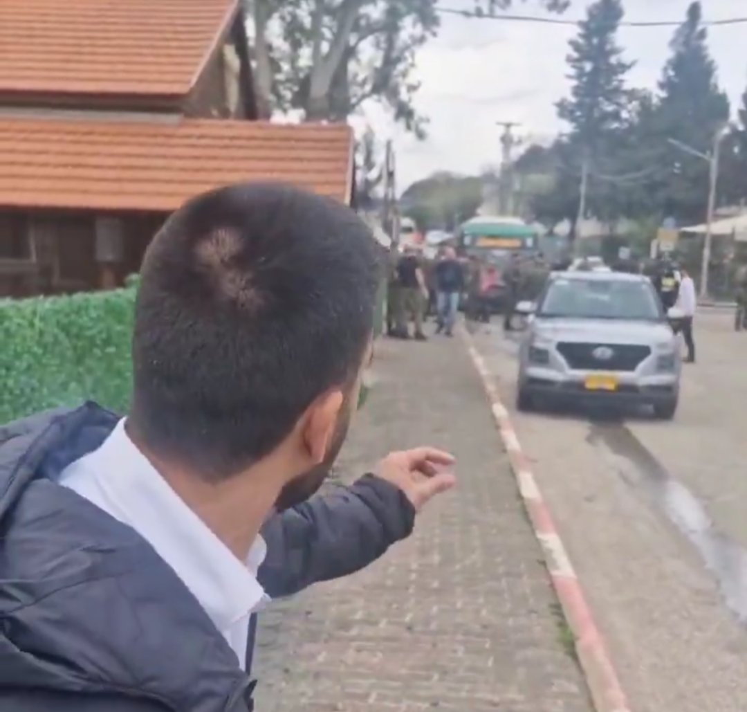 History Hub tweet media