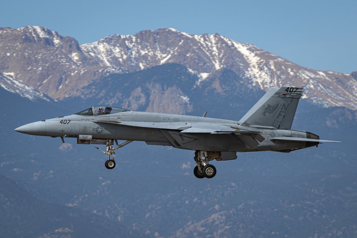 GDevore Photos tweet media