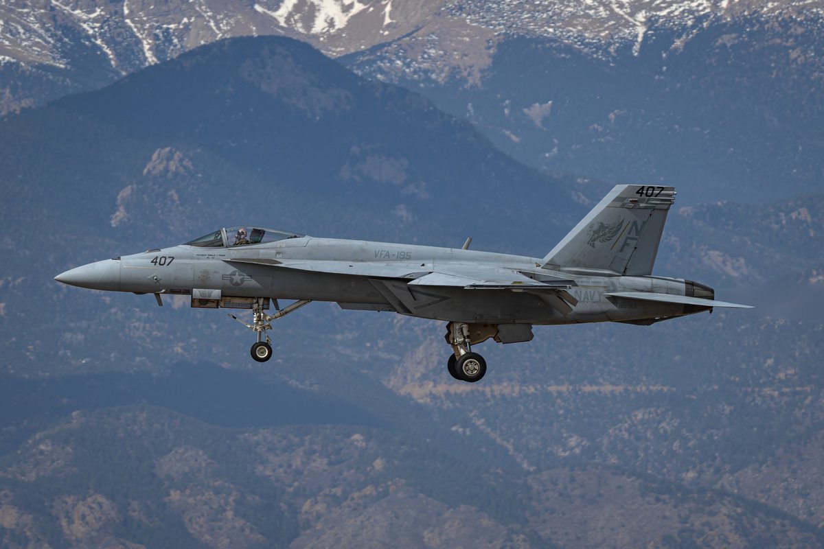 GDevore Photos tweet media