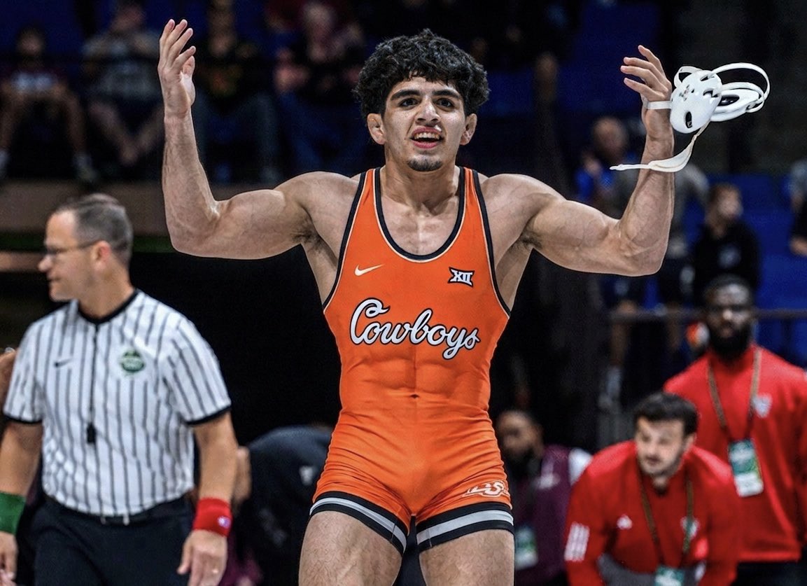 Pete’s Stache tweet media