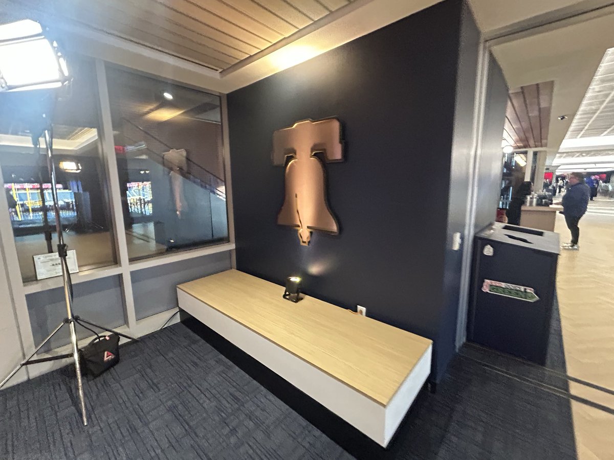 Tim Kelly tweet media