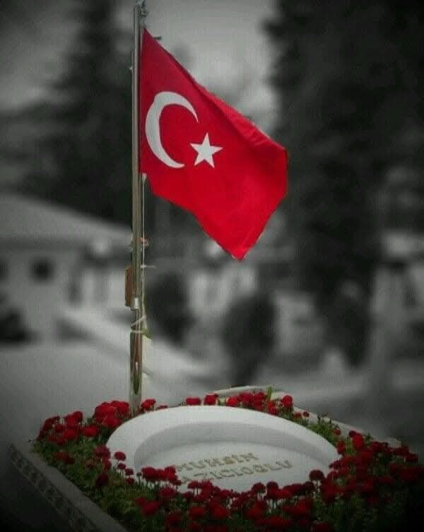 ukahraman6060's tweet photo. Ben Türk’üm, #Türk esir olmaz.
Ben Türk’üm, Türk #Devletsiz olmaz.
Ben Türk’üm, Türk #Bayraksız olmaz.
Ben Türk’üm, Türk #Ezansız olmaz.
Ben Türk’üm, Türk #Hürriyetsiz olmaz.
#Muhsinyazıcıoğlu
Rahmetle anıyoruz...
#Kalbimizdesin ❤️
#Unutulmayacaksın
#KocaReis_🇹🇷 https://t.co/WiVphfm9ka