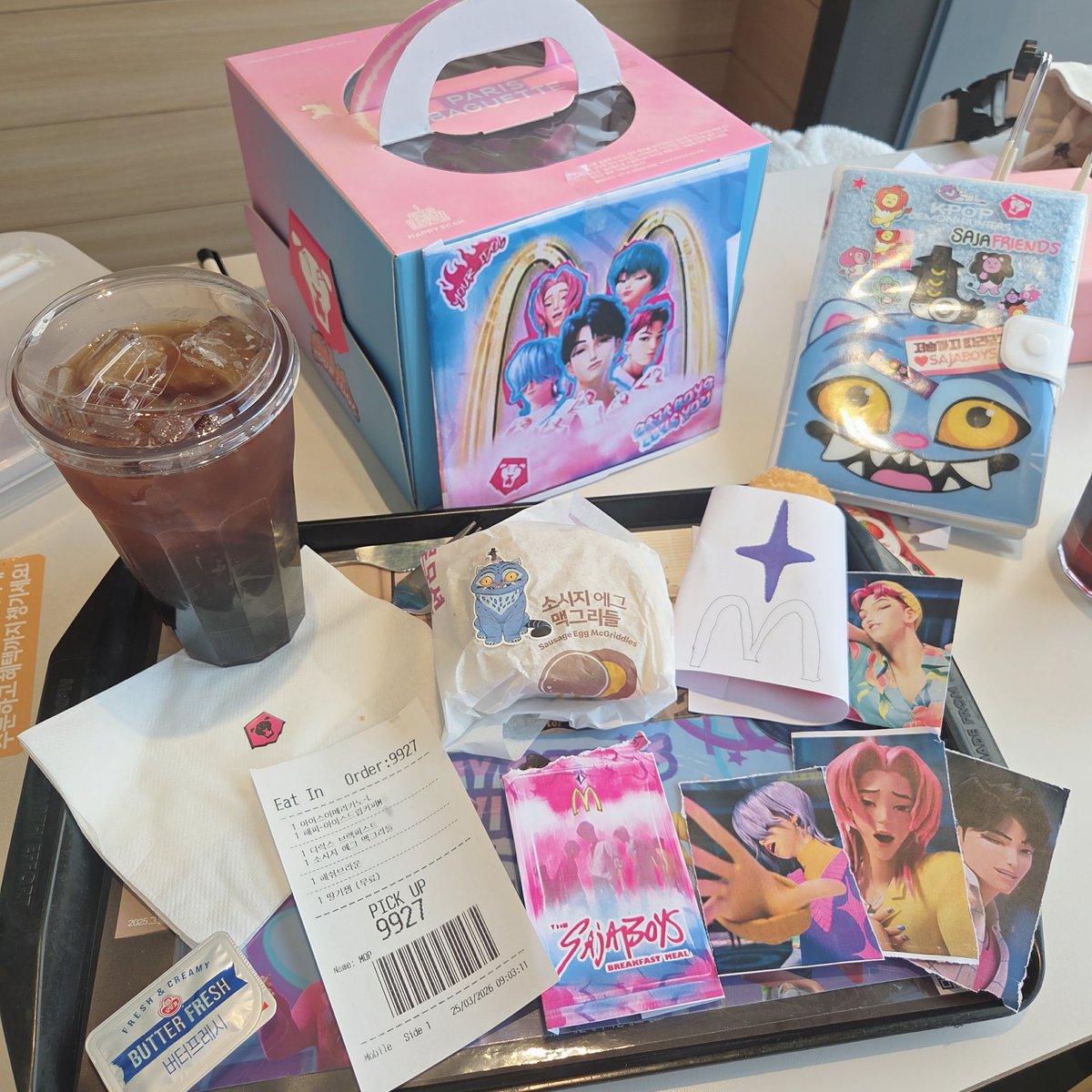 한국 케데헌맥날콜라보안함 창백 tweet media