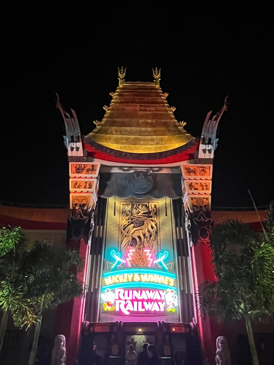 DisneyClipsGuy tweet media