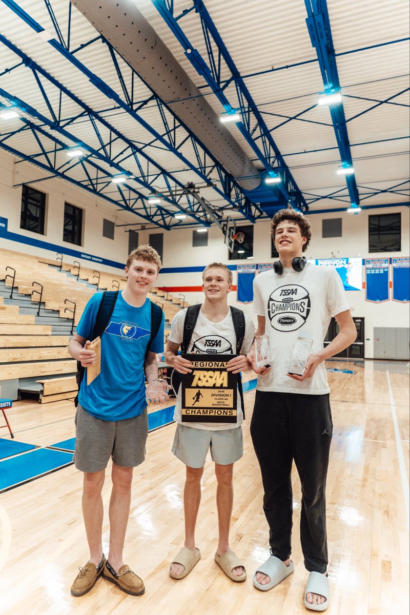 DavisCochran35's tweet image. Junior season 2025-2026 stats:
22 ppg
10 rpg
2.0 apg
1.9 bpg
1.0 spg
District 11-AAAA MVP
Region Tournament MVP
BCAT player of the year finalist
Mr Basketball nominee
Region Champions
Regular season district Champions 
Brentwood single season rebound record
@wcsBHSboyshoops